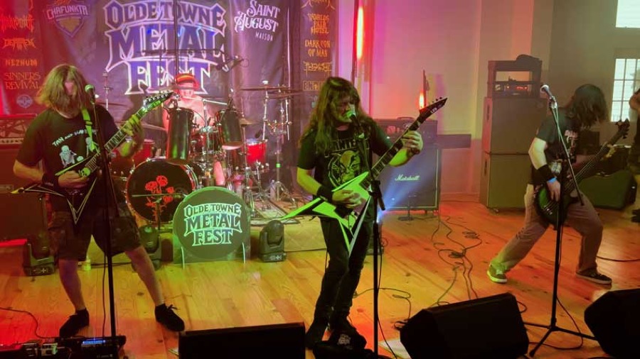 Deathen live