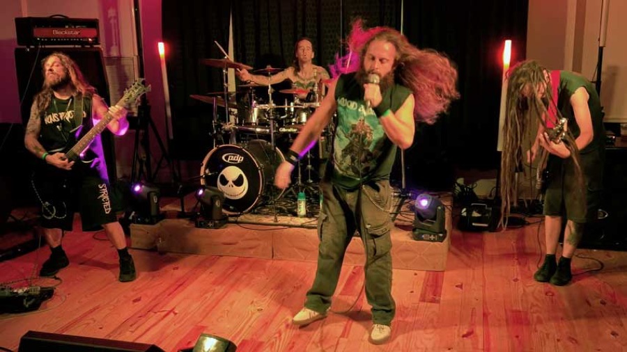 Konstricted live