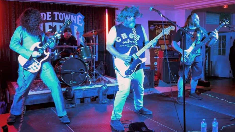 Shadow Giant live